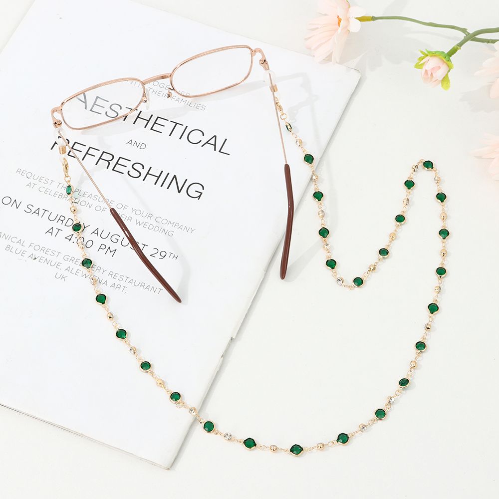 سلسلة النظارات للنساء الاكريلي - مراجعة Sunglass Retainer Cord وسعره